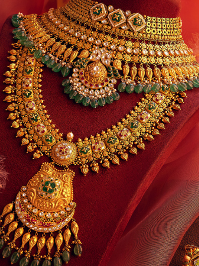 Dhanteras Gold Guide: Sparkle with Confidence in Your Precious Purchase!